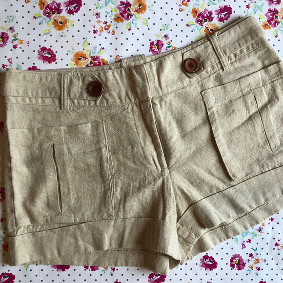 ✖️LAST CALL - NWOT Linen Blend Shorts, sz 6 - Picture 1 of 6